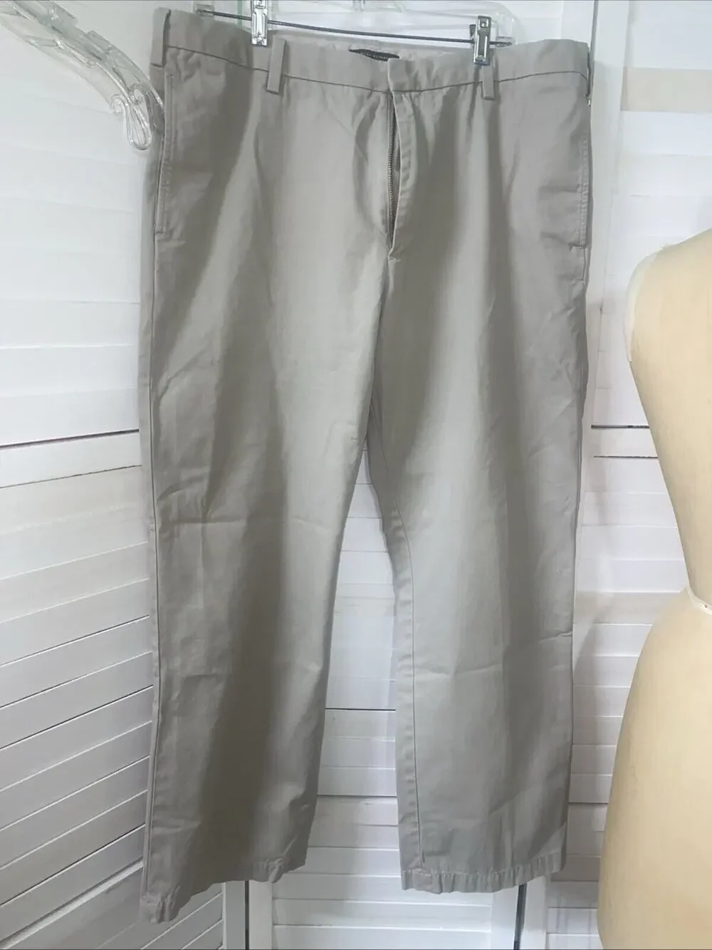 Banana Republic Pants Slacks Mens 38W 32L Chinos Gavin Straight Khaki Flat Front